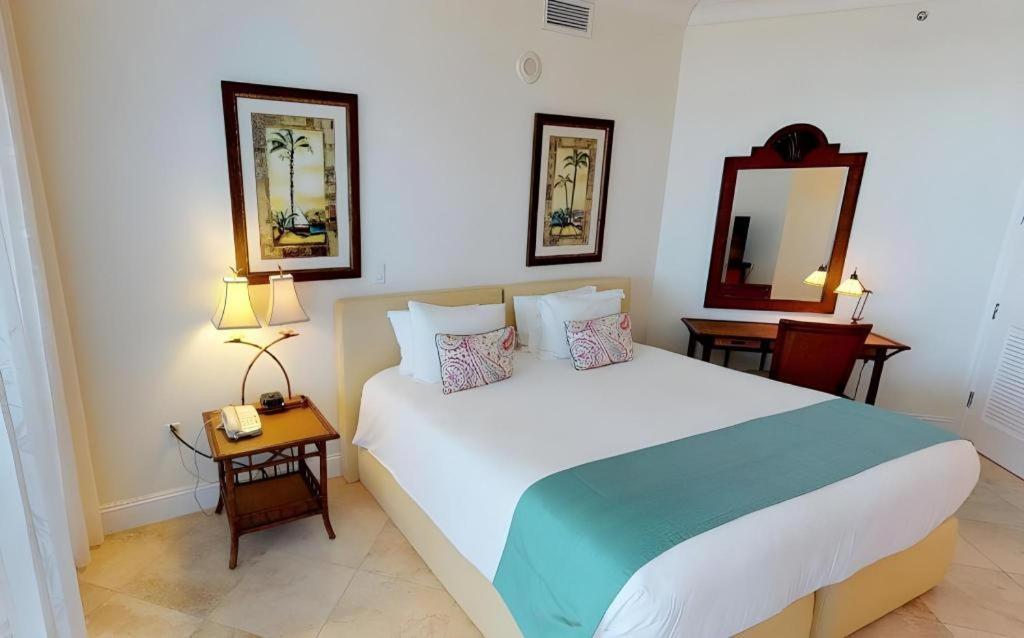 Seven Stars & Grace Bay
