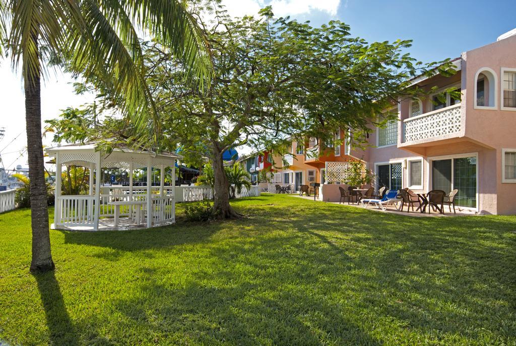 Ocean Reef Yacht Club & Resort 3*