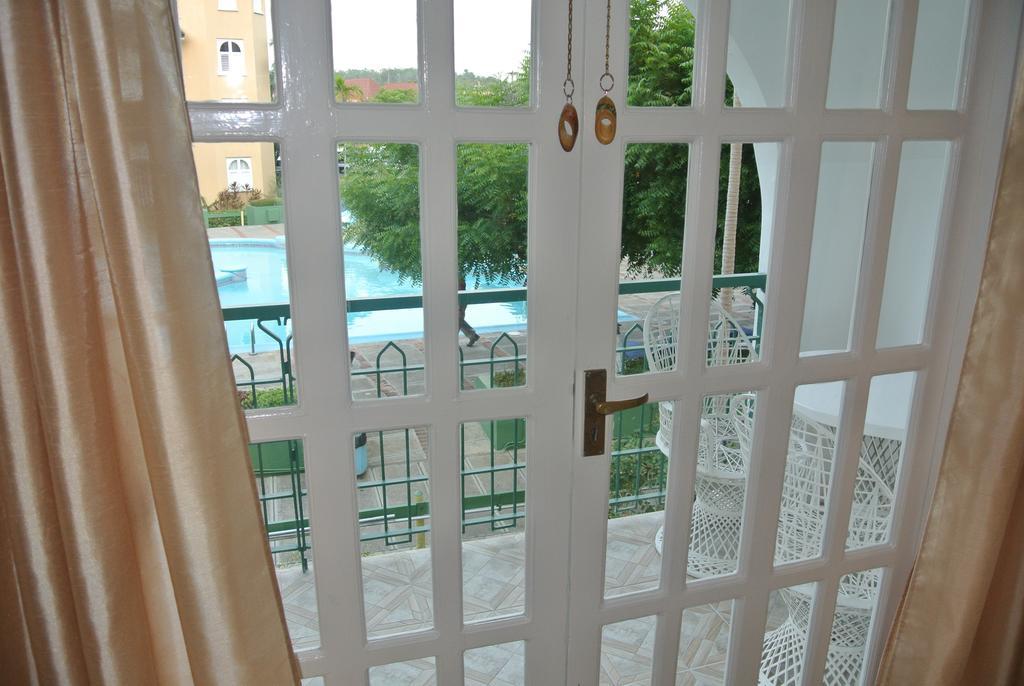 Beach One Bedroom 13