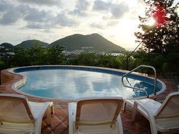 Marina Haven Hotel