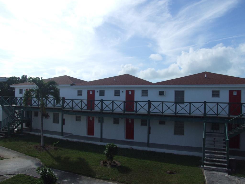 Mt Pleasant Suites George Town
