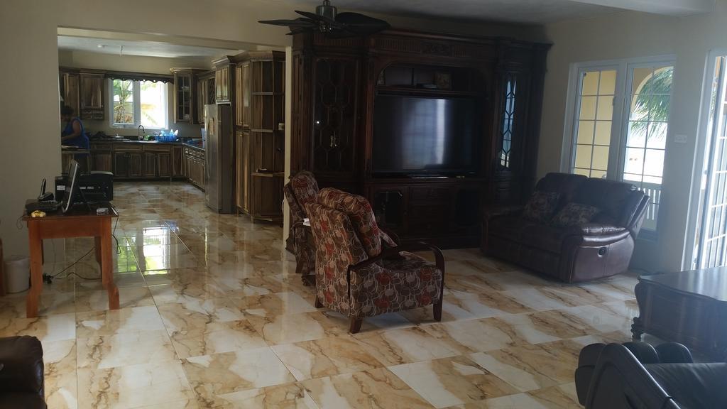 Waters Edge Hospedagem domiciliar Montego Bay