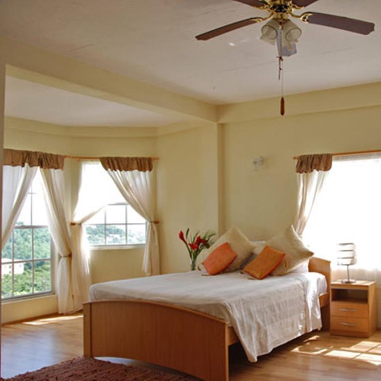 Grenada Gold 3*