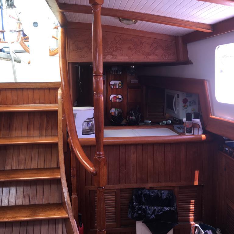 Botel St Thomas On Sailboat Ragamuffin Incl Meals Water Toys 2*