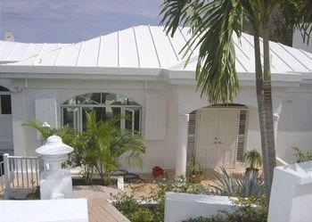 Villa Waterfall