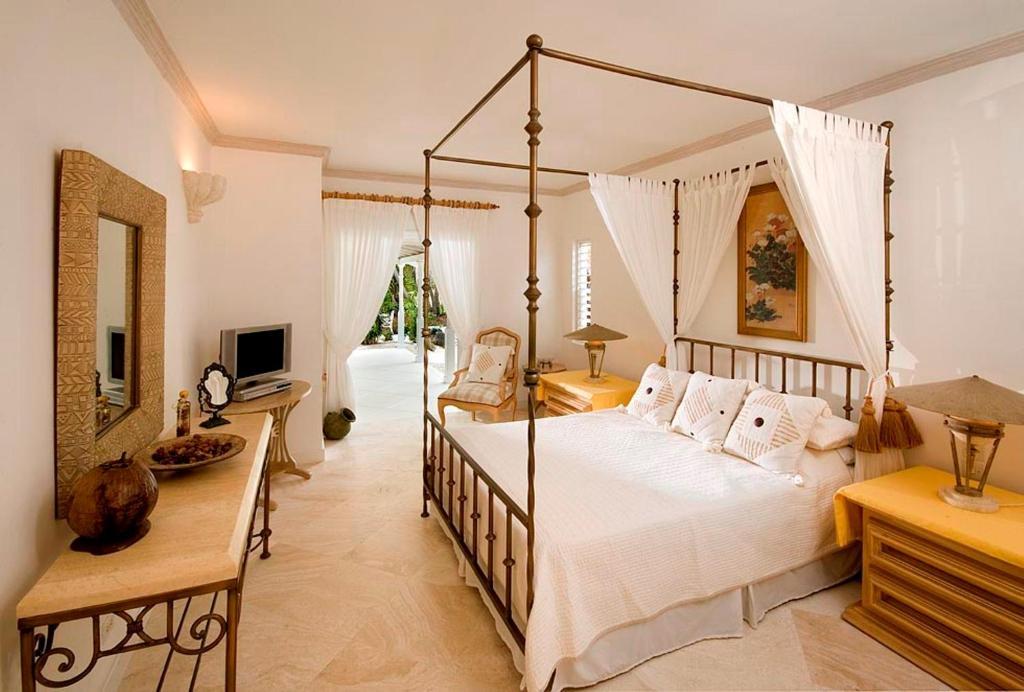 Coconut Grove 1, Luxury By Island Pousada