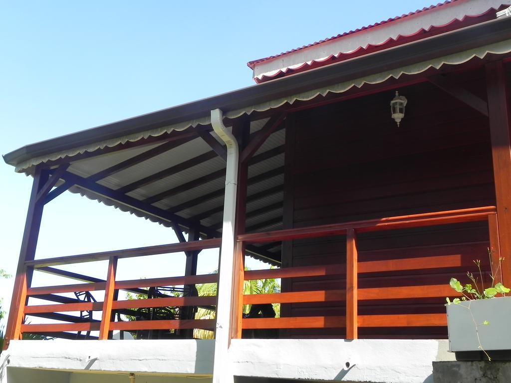 Holiday home Mielecajou, Entre Et Montagne Deshaies
