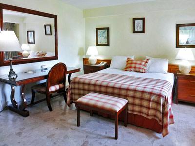 Hotel Nh Haiti El Rancho 4*