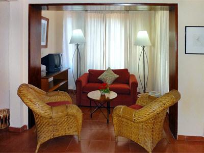 Hotel Nh Haiti El Rancho