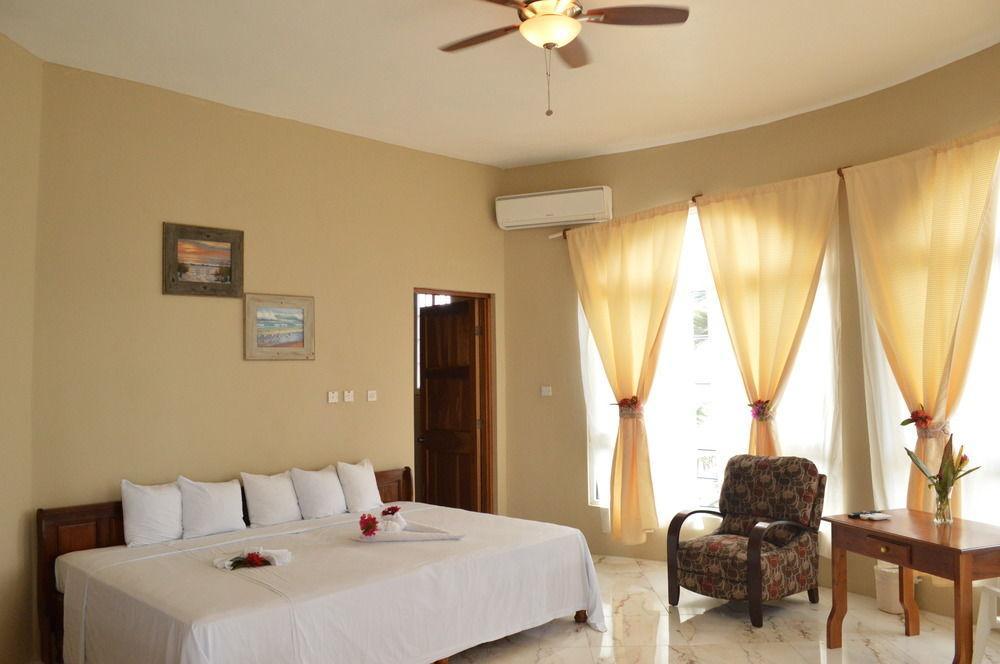 Waters Edge Hospedagem domiciliar Montego Bay