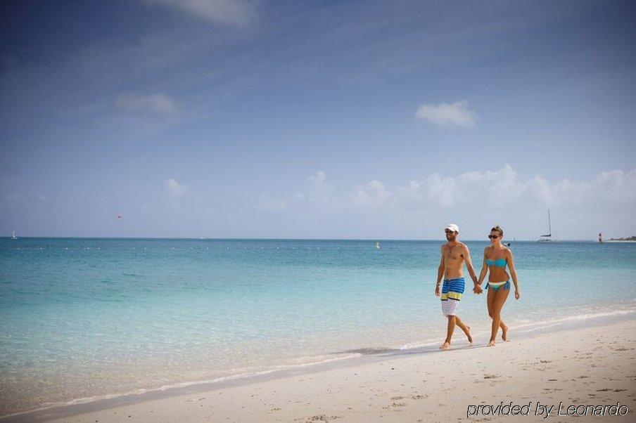 Ocean Club West 4* Grace Bay