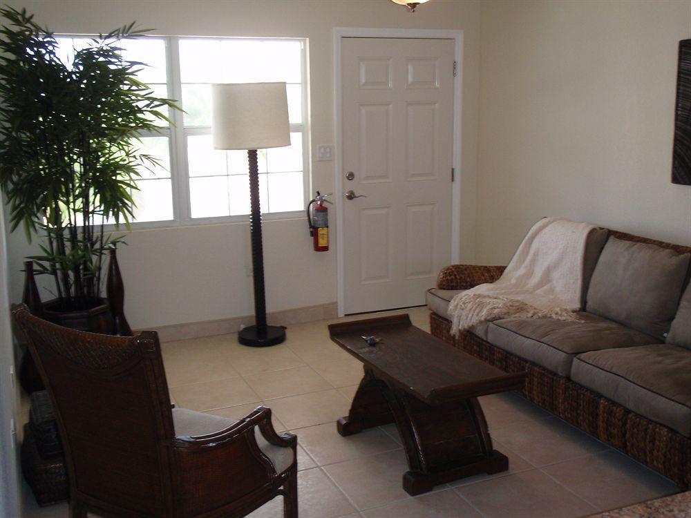 The Riviera, Grand Cayman Hotel