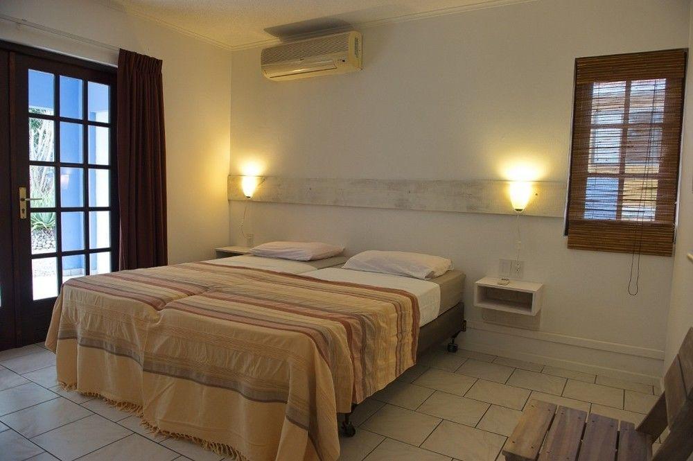 Bantopa Aparthotel Willemstad