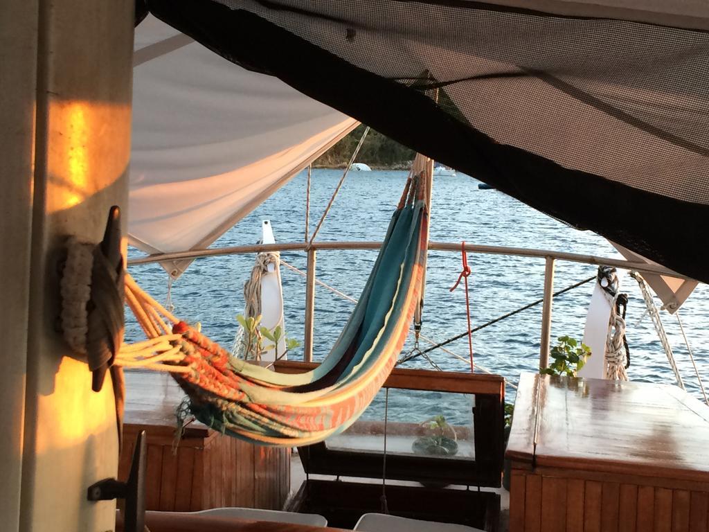 Botel St Thomas On Sailboat Ragamuffin Incl Meals Water Toys