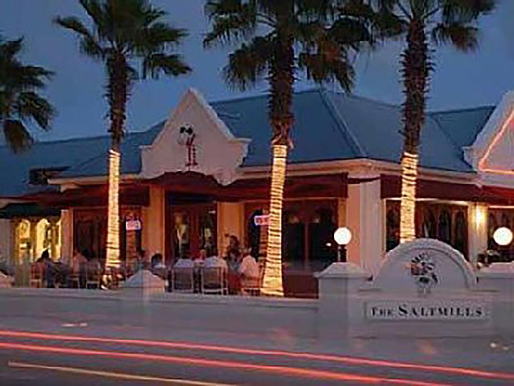 Aparthotel The At Grace Bay