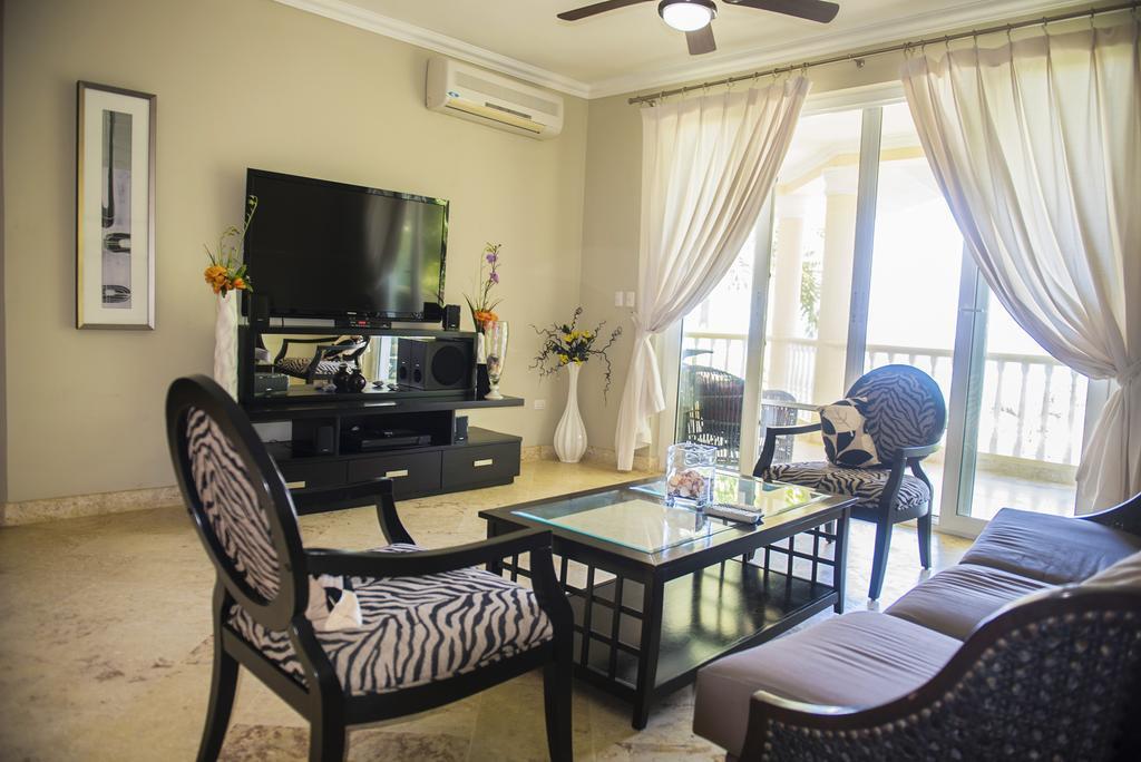 Hispaniola Luxury Ocean Front Sosúa