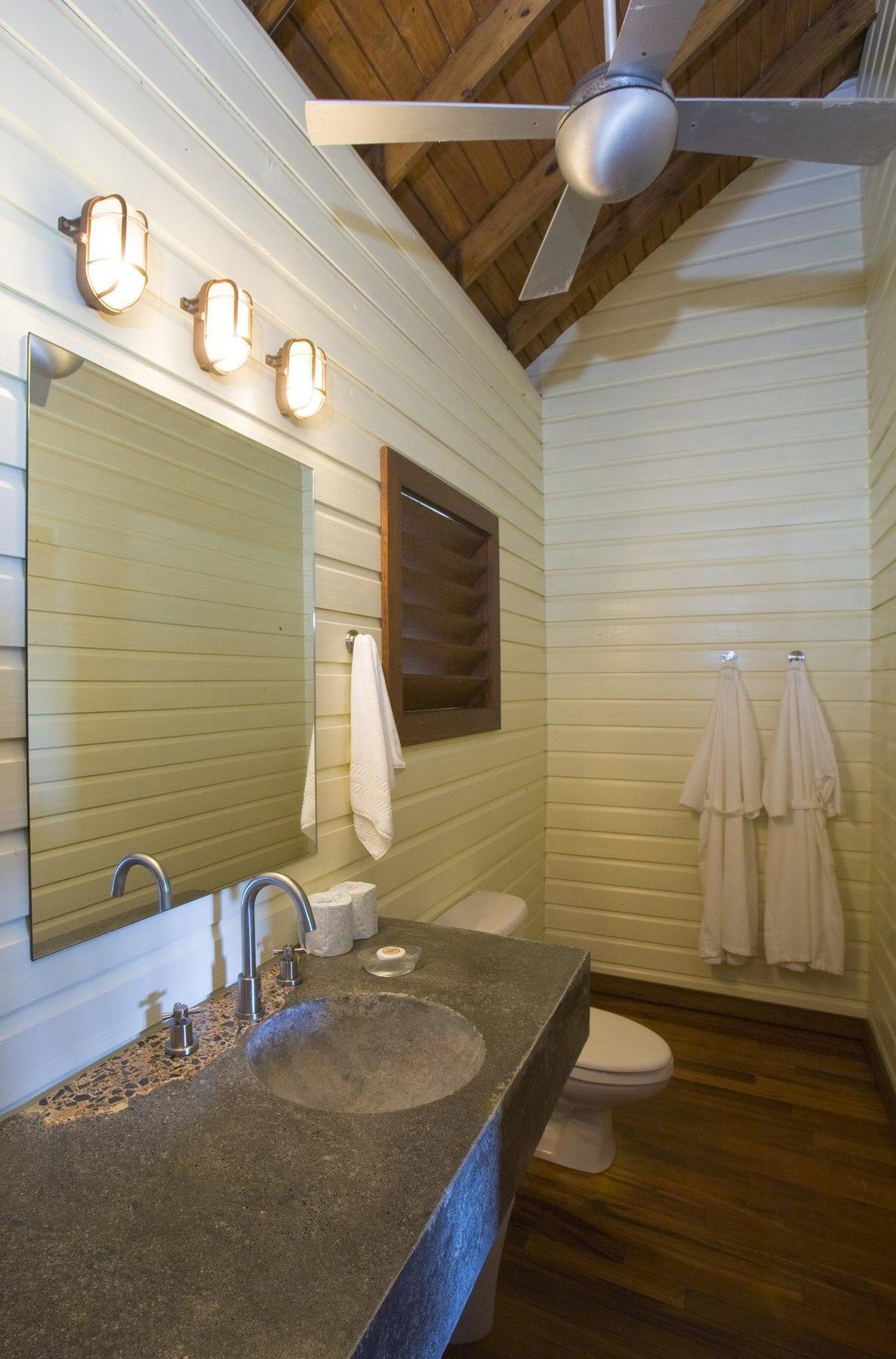 Pagua Bay House - Oceanfront Cabana's