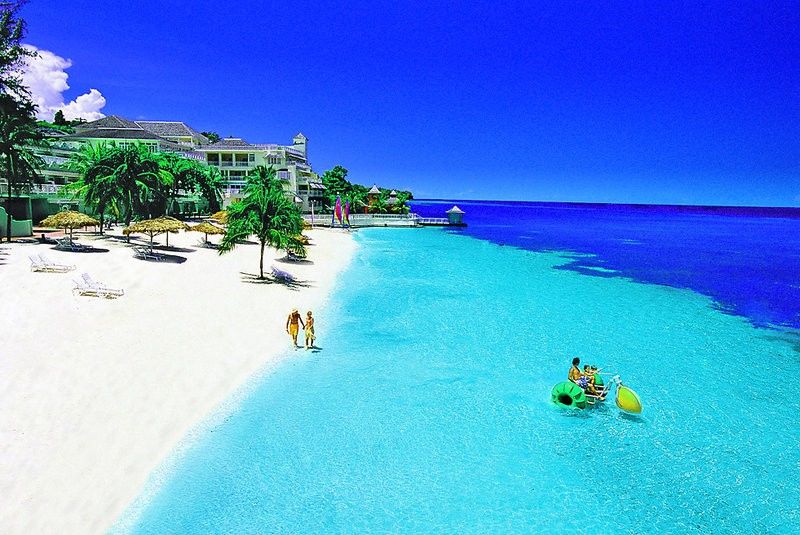 Beaches Hotel 4*