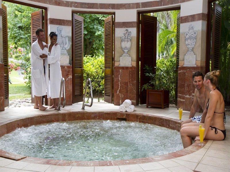Sandals Dunns River 4*