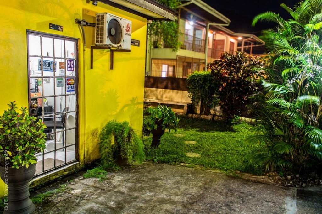 Tonys Guest house 2*