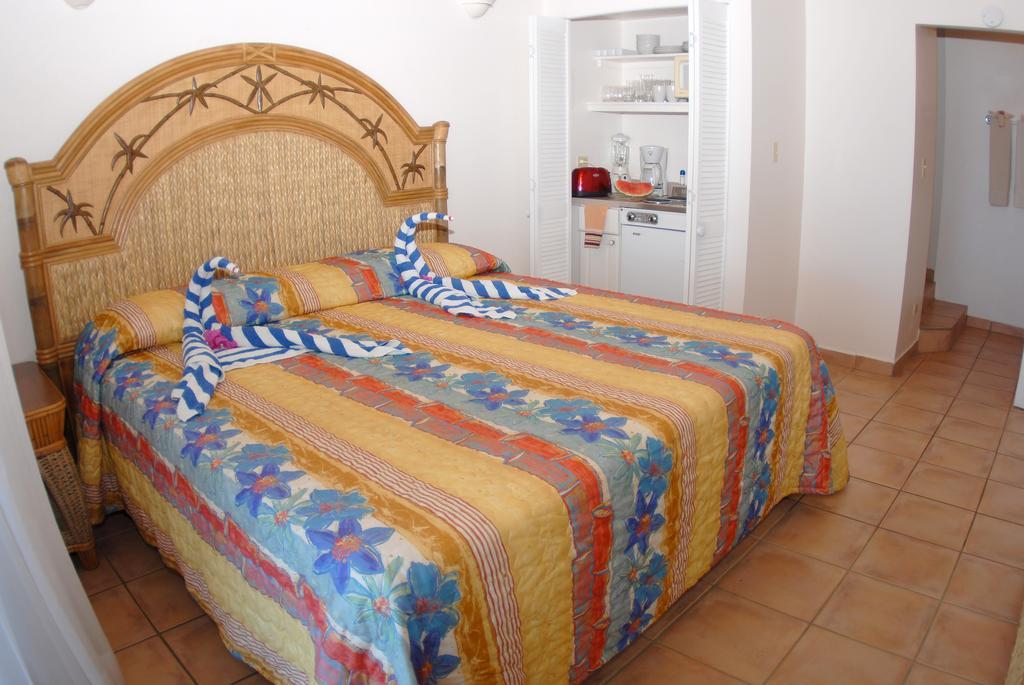 Resort Nail Bay Spanish Town