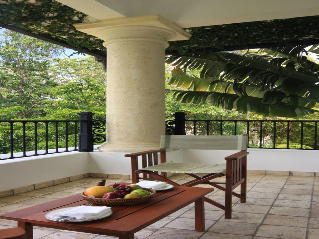 Casa Colonial &