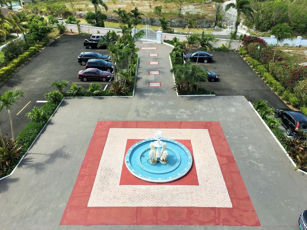 Hotel Ocean West Boutique Nassau