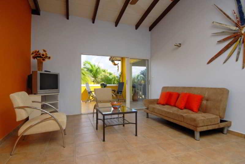 Yacht Club Aparthotel Bonaire