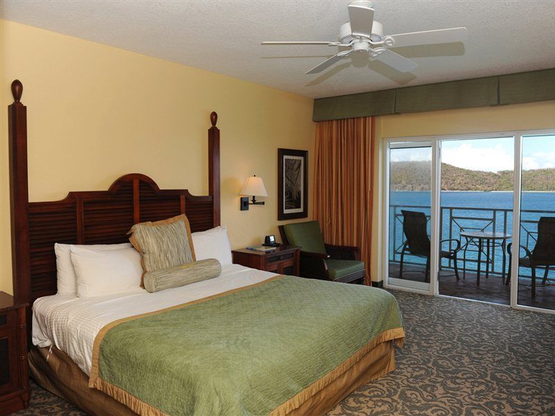 Sugar Bay And Smith Bay (St Thomas)