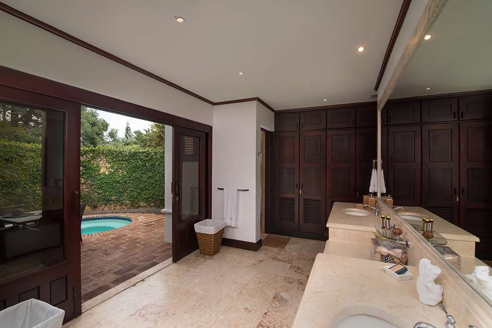 Apartment Altos Residences *