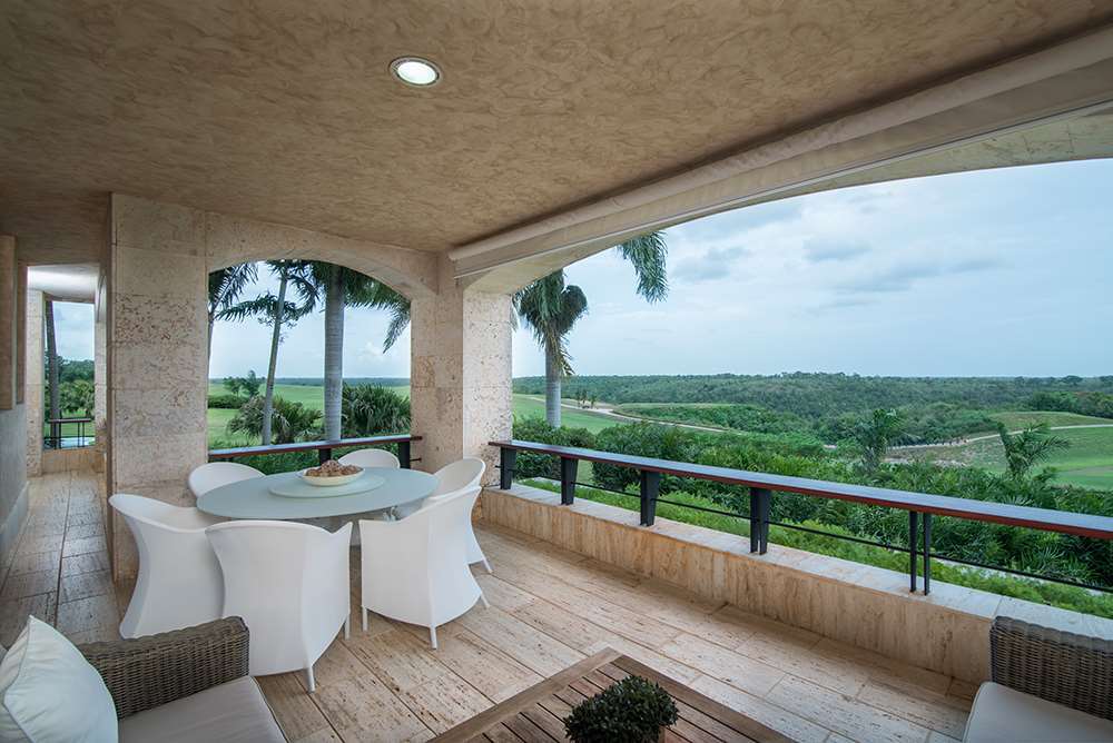 Altos Residences Apartment *