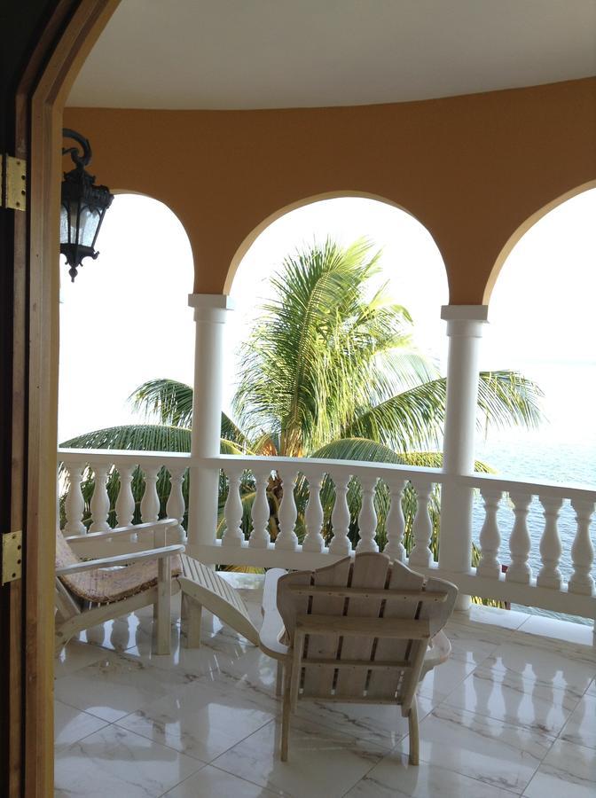Waters Edge * Montego Bay