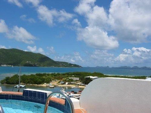 Burt Road Town (Tortola)