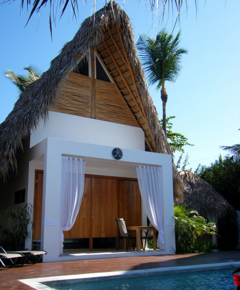 Leeloo Boutique Hotel 3*