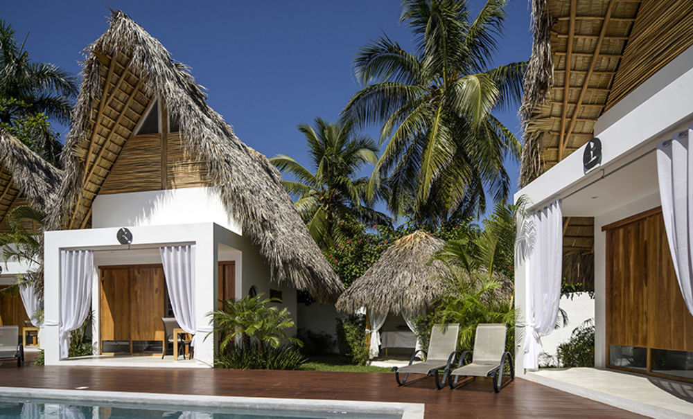 Leeloo Boutique Hotel 3*