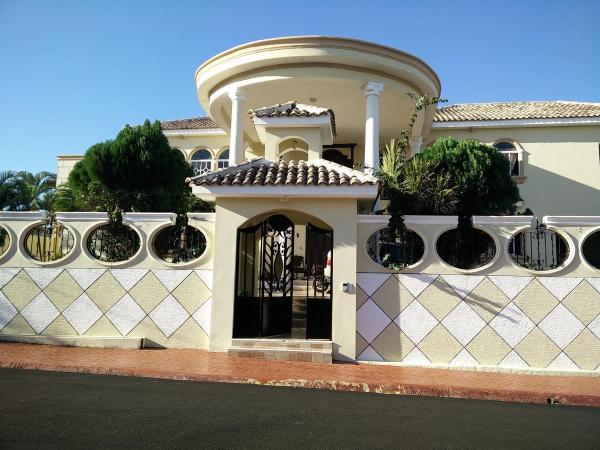 Ocean View Privacy Villa