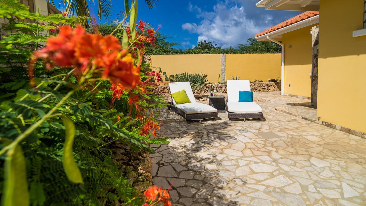 Bonaire Village