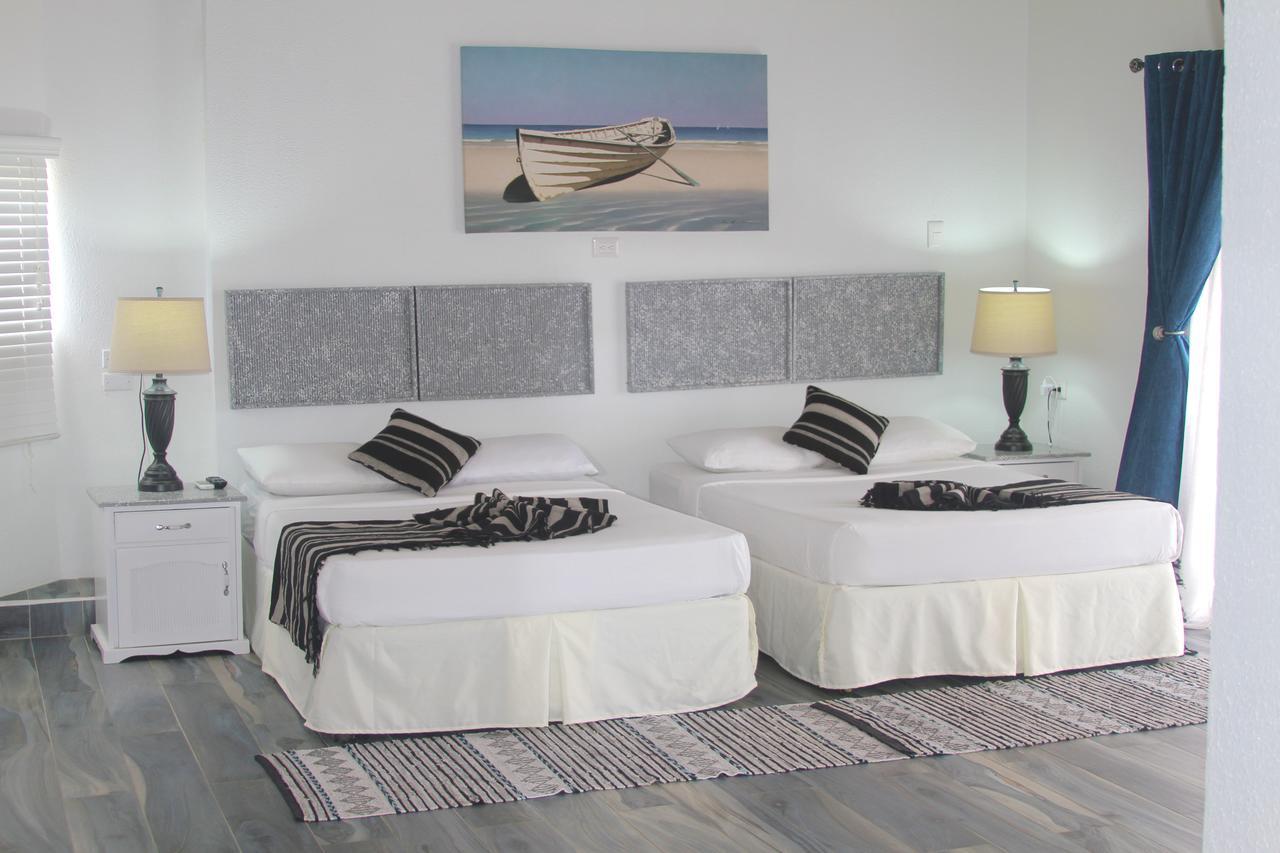 Hotel Tropikist And 3*