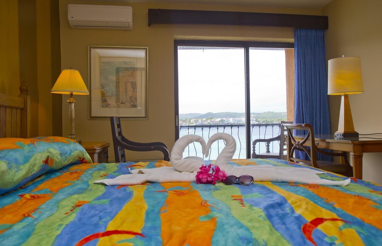 Hotel Bay