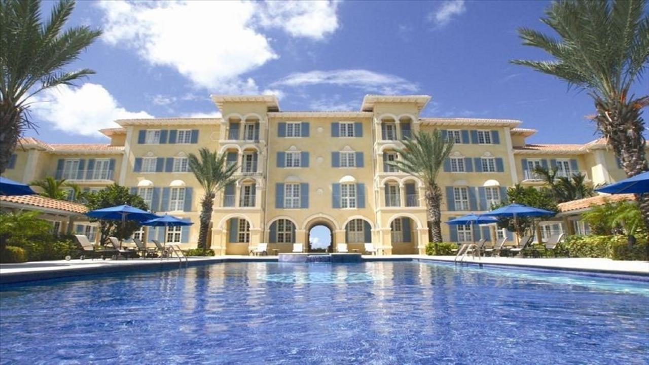 Renaissance Apartamento Grace Bay