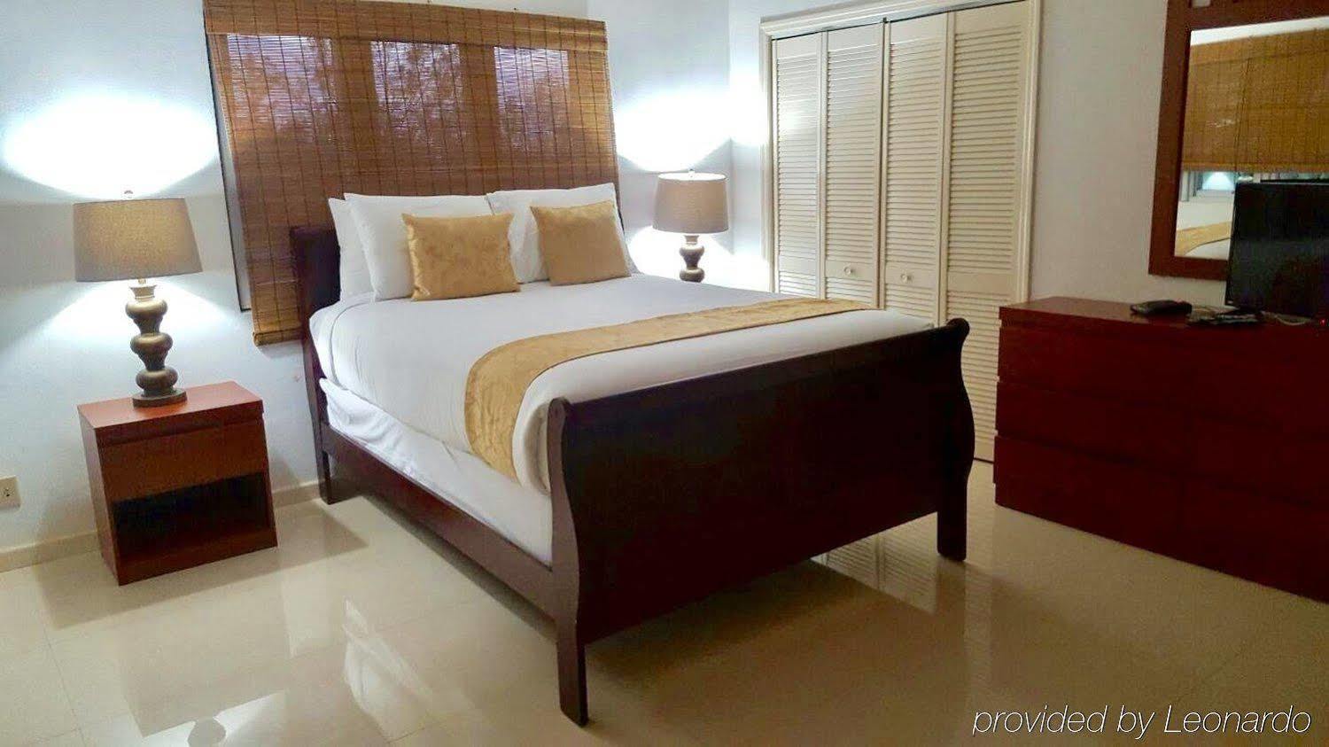 Hotel Ocean West Boutique 3*