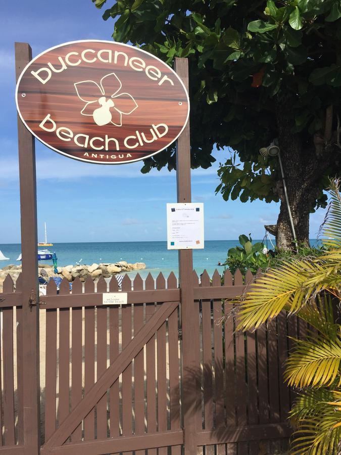 Aparthotel Buccaneer Club