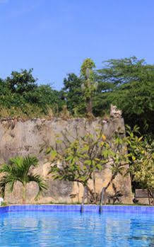 Daniel - Plantation House Hotel
