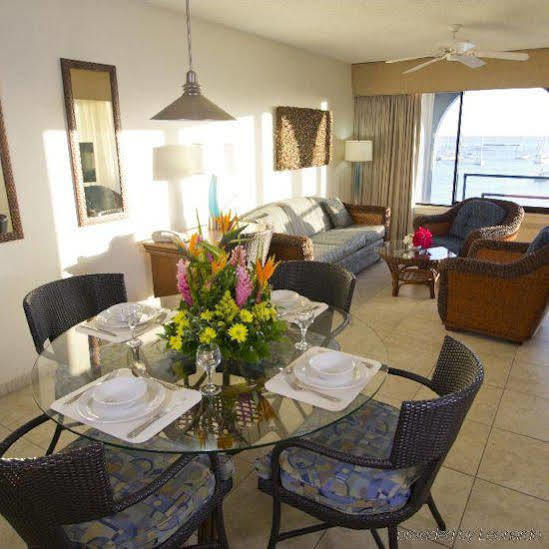 Hilton Vacation Club Royal Palm St Maarten Resort 3*