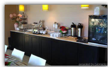 Quints Travelers Hotel 3*