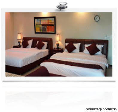 Quints Travelers Hotel 3*