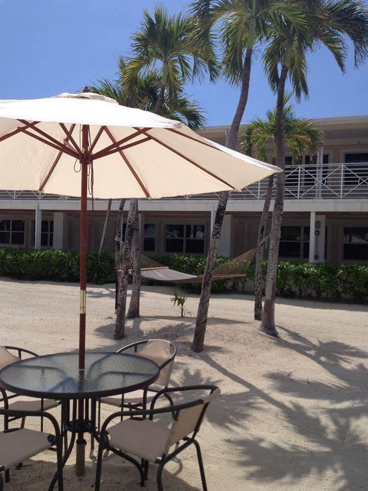 Hotel The Riviera, Grand Cayman