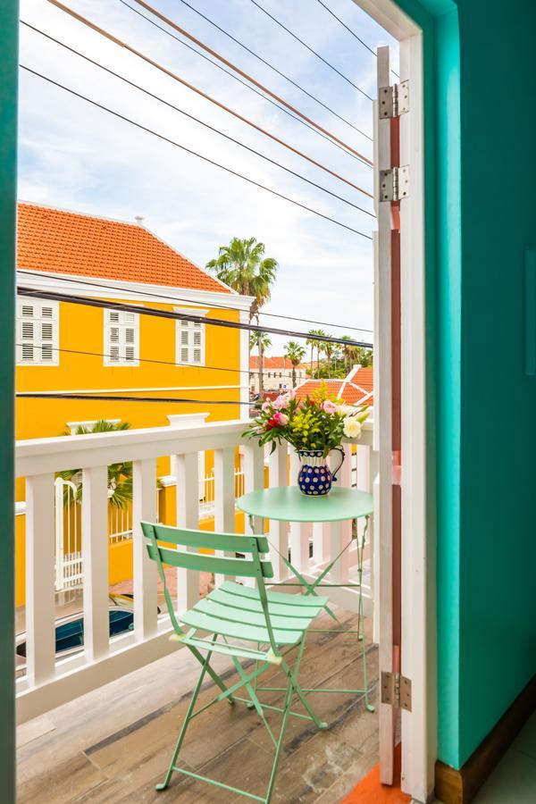 Bed & Bike Curacao Hostel Willemstad