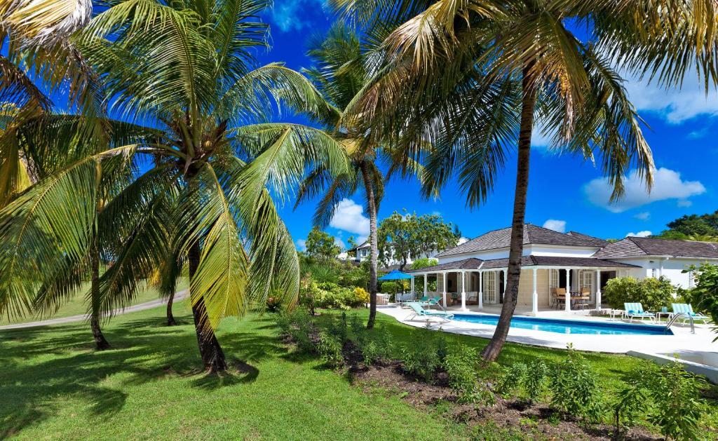 Pousada Coconut Grove 1, Luxury By Island