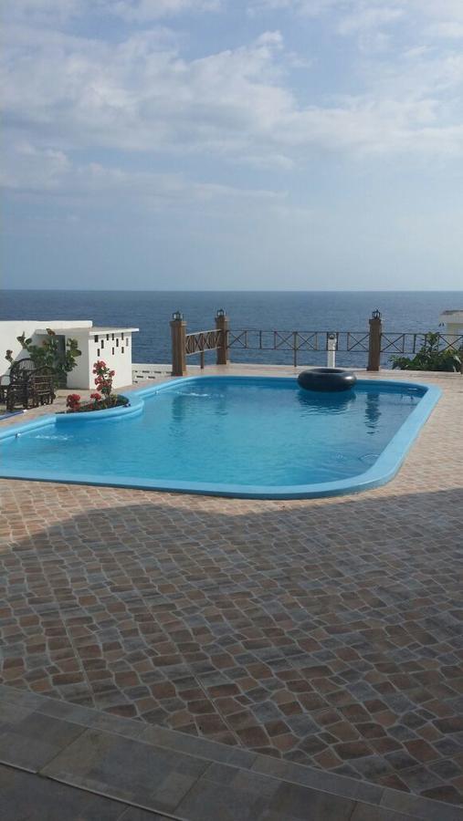 Maxanika Bed & Breakfast Jacmel
